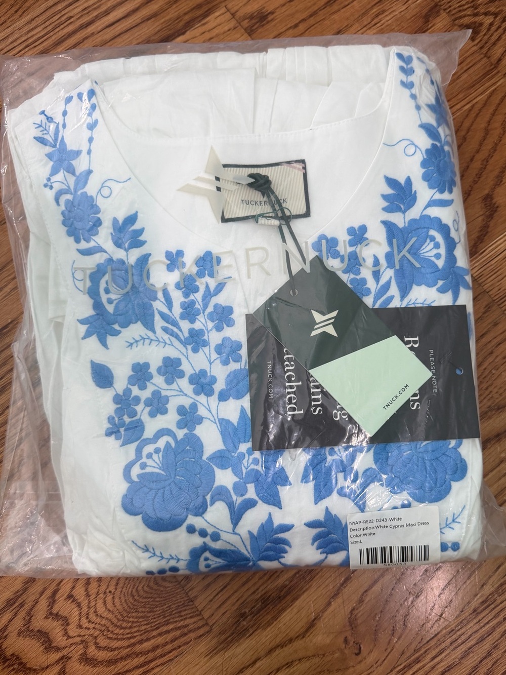 Tuckernuck NWT Cyprus Maxi Dress Coastal European Summer Nantucket - Picture 2 of 4